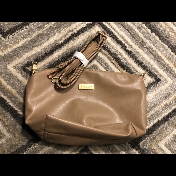 🚨NEW LOW PRICE 🚨 👜 BEBE Purse 👜 - Picture 2 of 2